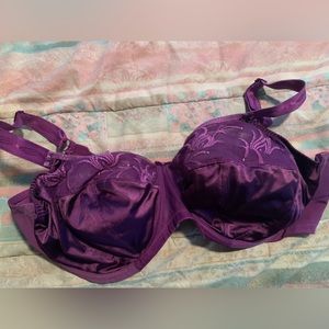 Purple Elomi Bra, size 40FF